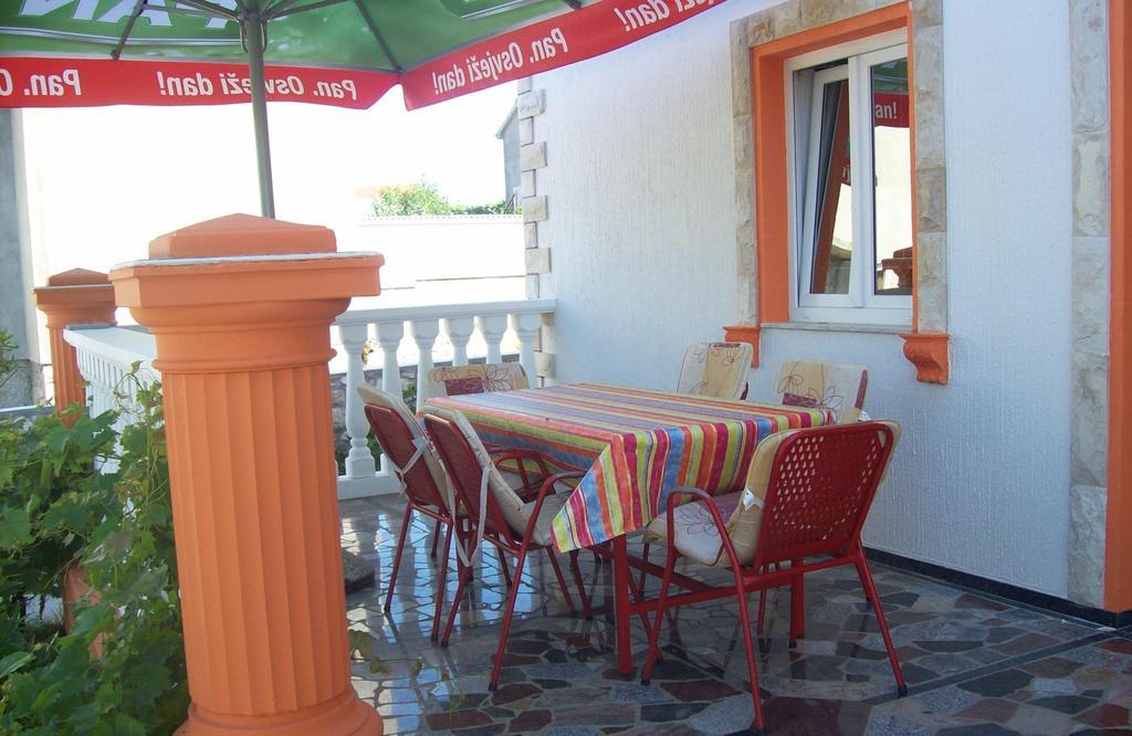 Apartments Villa Venera Ražanac 部屋 写真