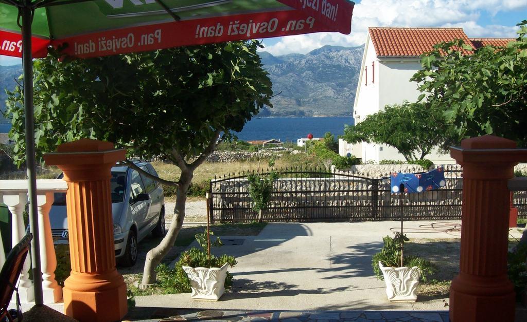 Apartments Villa Venera Ražanac エクステリア 写真